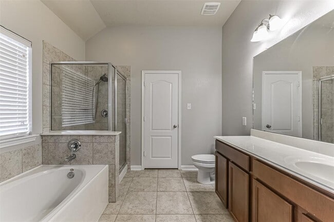 Building Photo - 3138 Palacious Falls Lane