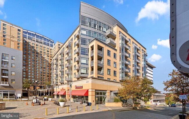 Building Photo - 6506 America Blvd