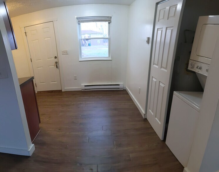 Kitchen to Back Entry - 1227 Hilltop Dr