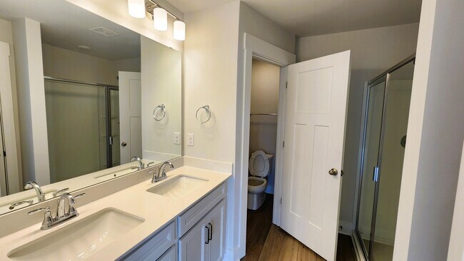 Building Photo - 132 Marston Ln