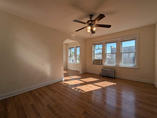 Building Photo - 2600 N Kimball Ave