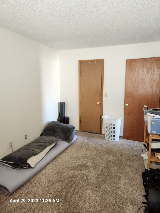 Building Photo - 17054 E Tennessee Dr