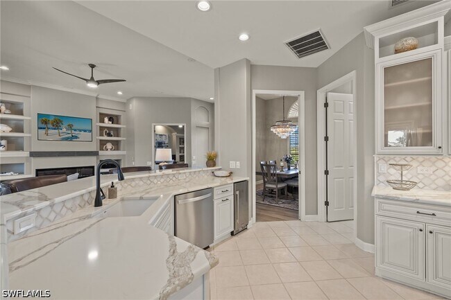 Building Photo - 16322 Edgemont Dr