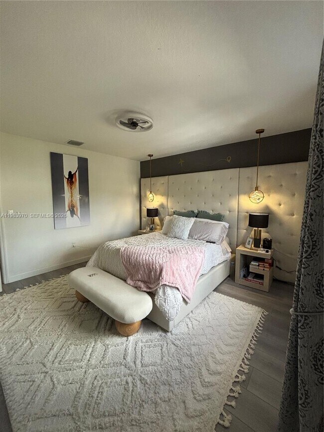 Building Photo - 355 NW 12th Ave