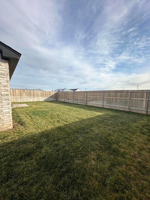Building Photo - 14507 Periwinkle Dr