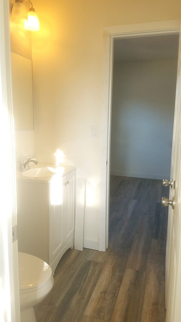 Building Photo - 3 Bedroom House in Garden Grove