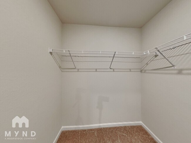 Building Photo - 14 New Villas St