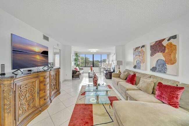Building Photo - 9485 N Belfort Cir