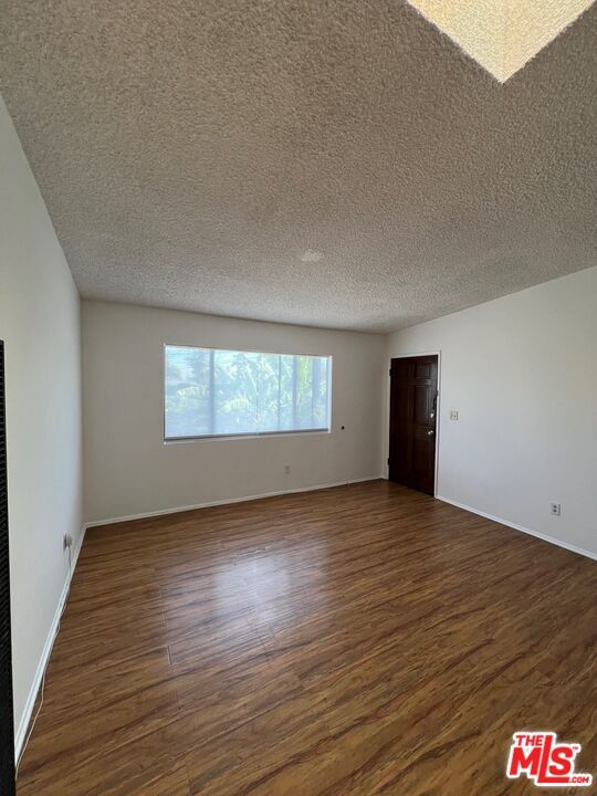 Building Photo - 1114 W 155th St