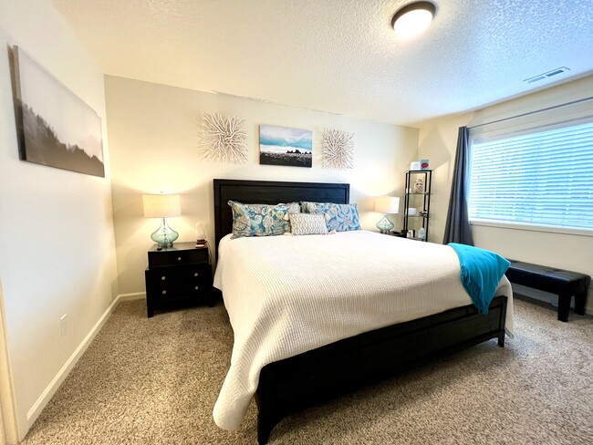 Building Photo - 17135 Beers Ave