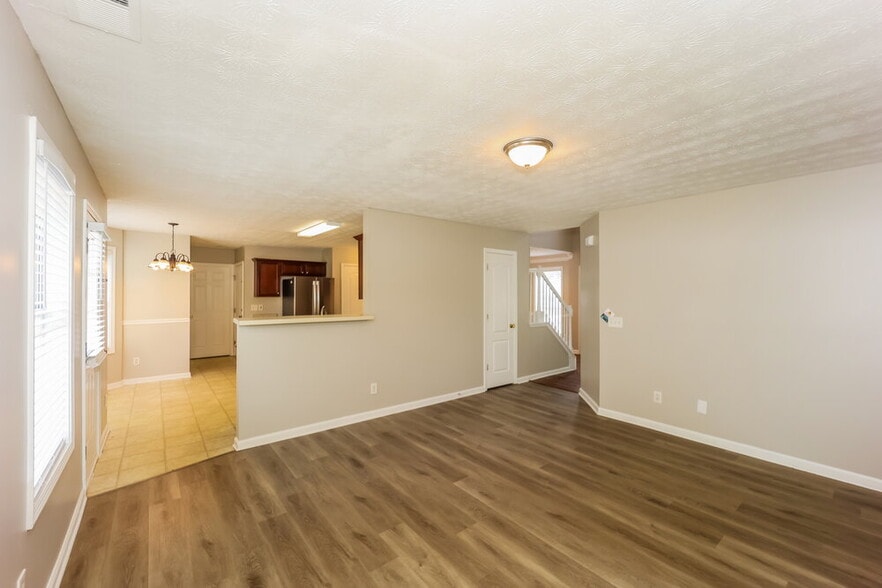 Building Photo - 2141 Silva Ct