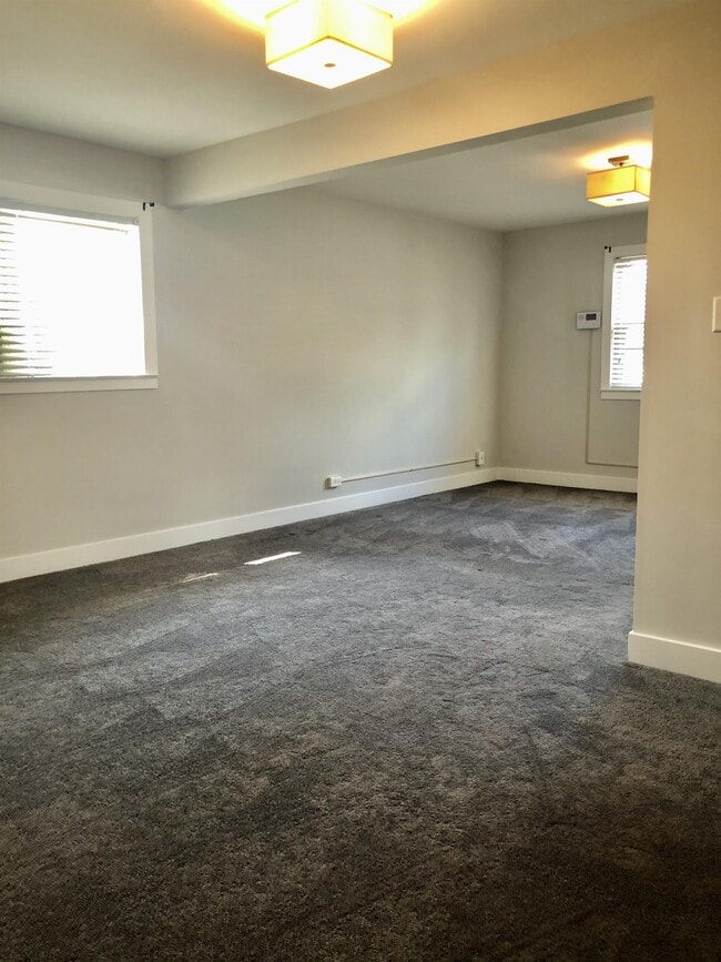 Building Photo - 4244 Gilbert Ave