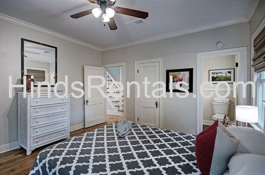 Building Photo - 1110 Quinn St