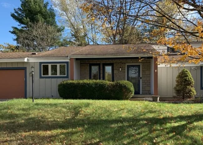 Building Photo - Beautiful 4 bedroom 2.5 bath home for rent in Gahanna School District