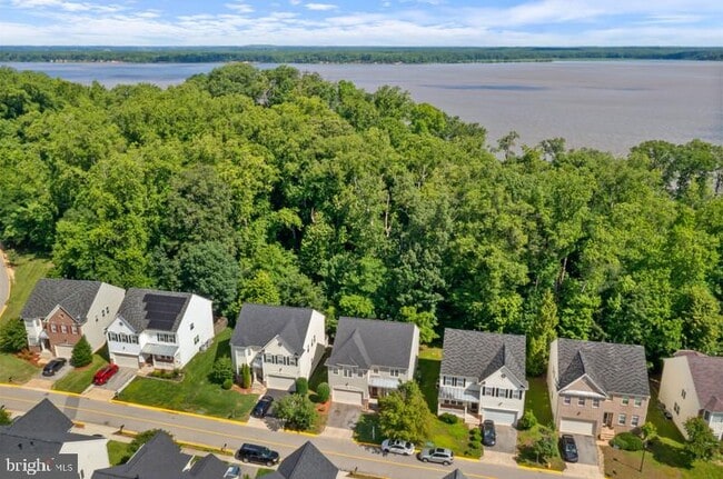 Building Photo - 1 Rivers Edge Terrace