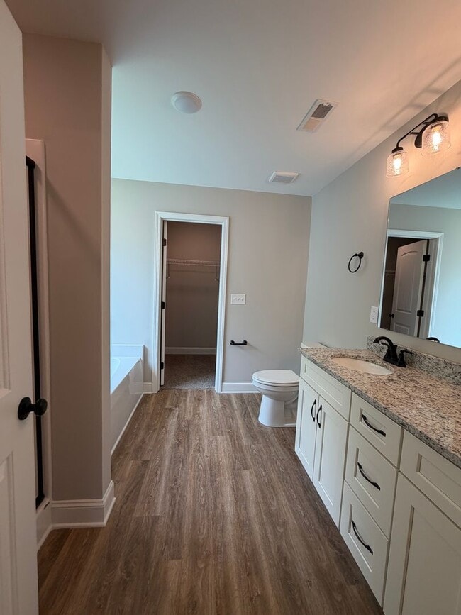 Building Photo - 1713 Golf Club Ln NW
