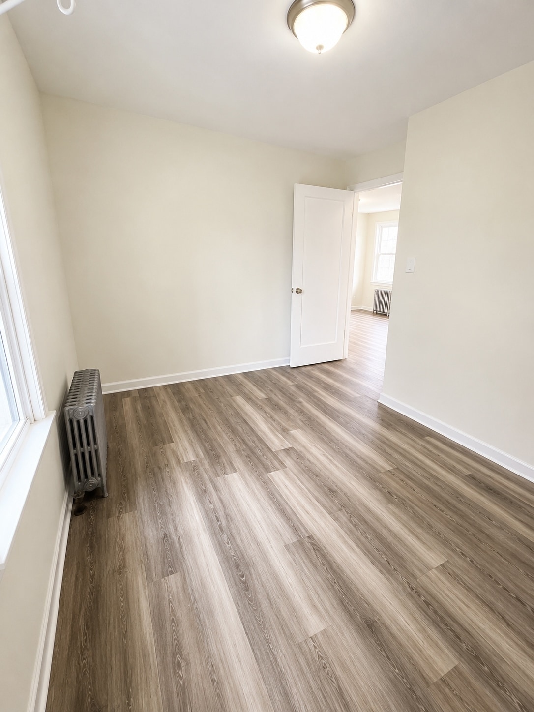Bedroom 2 - 140 E Jersey St
