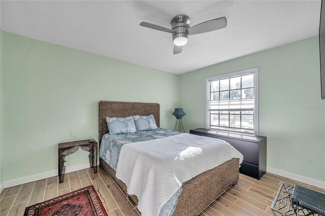 Building Photo - 4728 Beach Dr SE