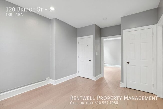 Building Photo - 1BR 1BA Apt.located in Downtown Phoenixvil...