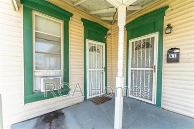 Building Photo - 450 Shelby St