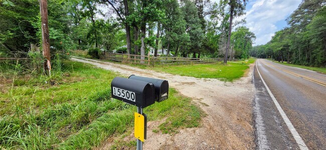 Building Photo - 15500 FM1725