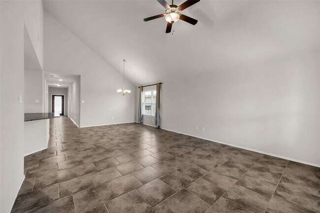 Building Photo - 23723 Giardini Dr