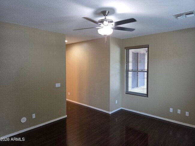 Building Photo - 7809 S 18th Way