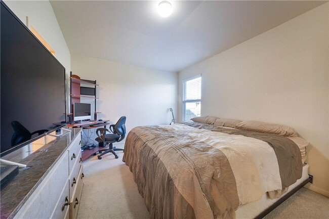 Building Photo - 18008 Ryegate Dr