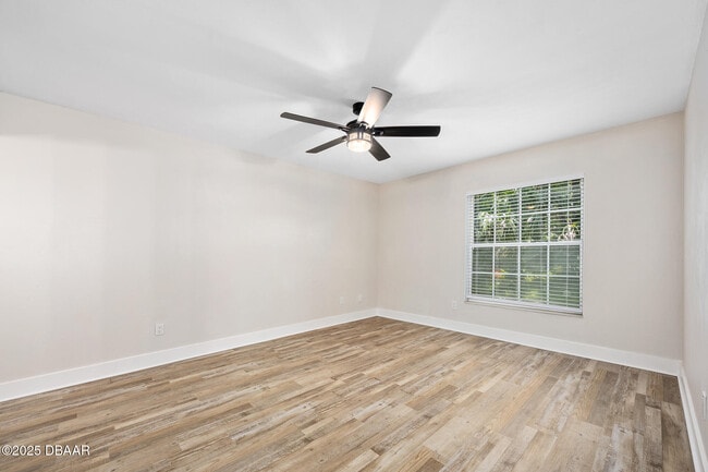 Building Photo - 830 Brimfield Ct