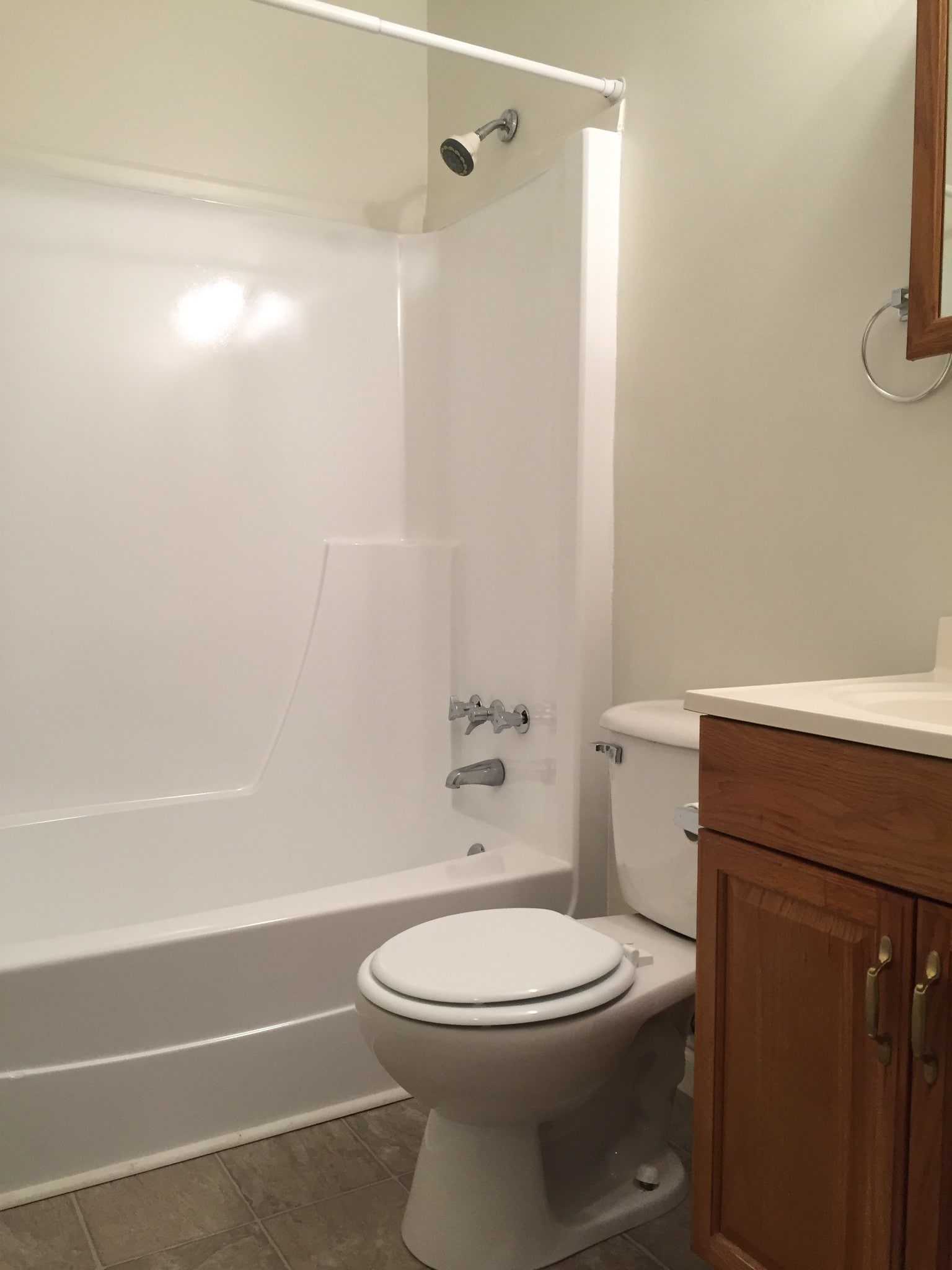 Building Photo - 20 White Cir