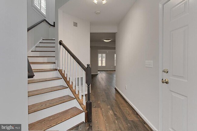 Building Photo - 5120 Grimm Dr