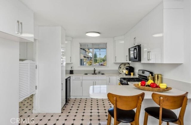 Building Photo - 7800 Fairchild Ave