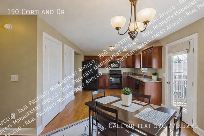 Building Photo - 190 Cortland Dr