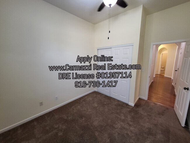 Building Photo - 1201 Souza Way
