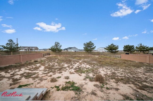 Building Photo - Beautiful and Modern 5 Bedroom Home in Cedar City!
