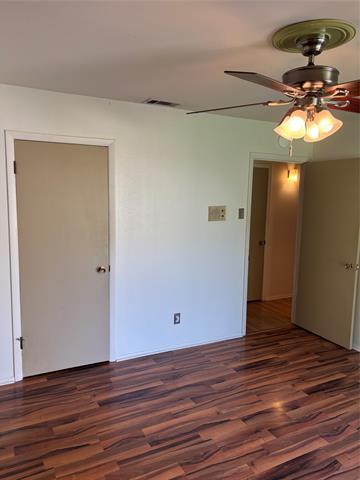 Building Photo - 2708 Runningbrook Ln