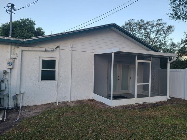 Building Photo - 500 Coker Rd