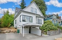 Building Photo - 1bd/1ba Seattle Triplex