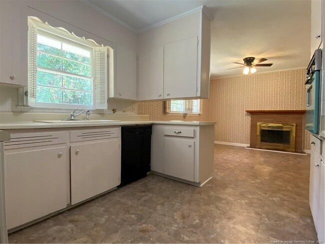 Building Photo - 304 Courtland St