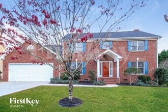 Building Photo - 4004 Deerfield St