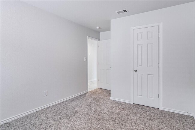 Building Photo - 3913 Jayden Dr