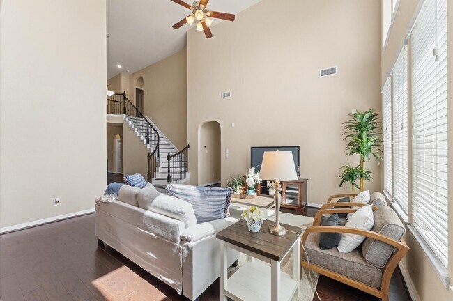 Building Photo - 955 Smokethorn Trl