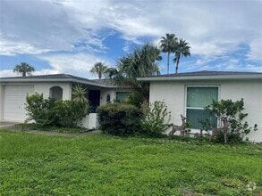 Building Photo - 7403 Populus Dr
