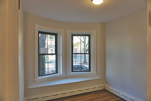 Building Photo - 315 Freeport St