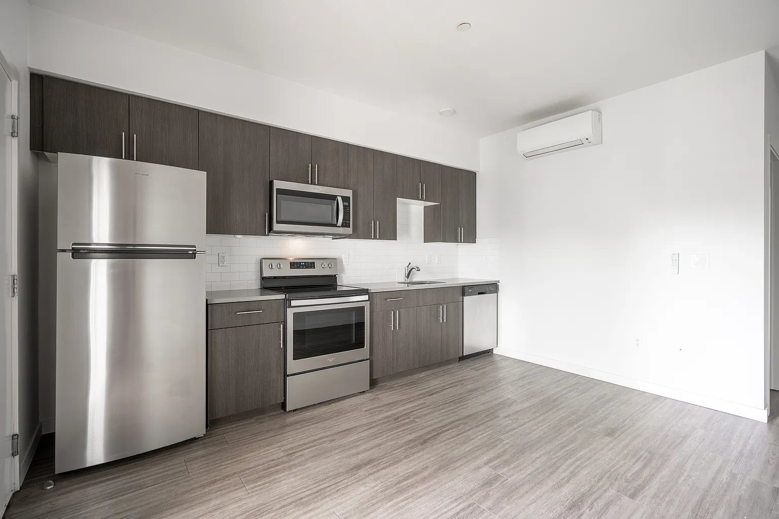 Building Photo - 4620 N Maryland Ave