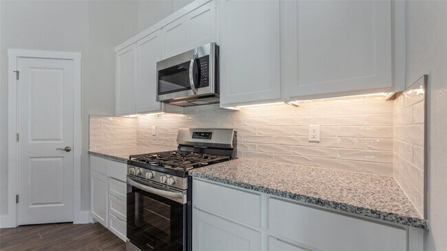Building Photo - 451 Azurite Rd