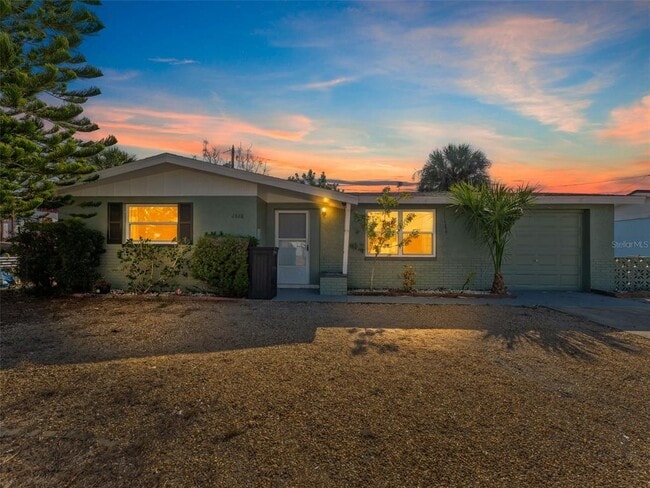 Building Photo - 4848 Picture Ave