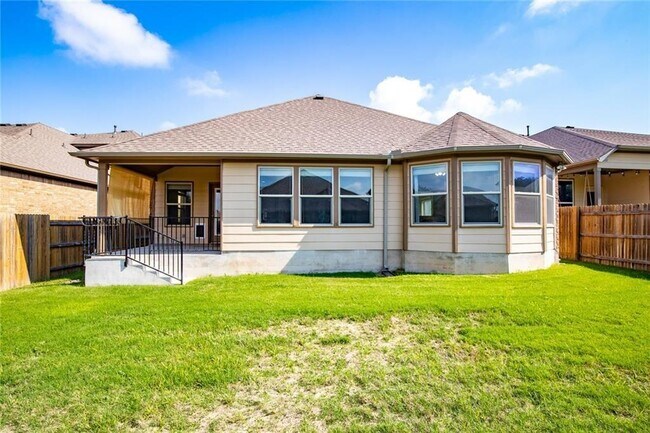 Building Photo - 3409 De Torres Cir
