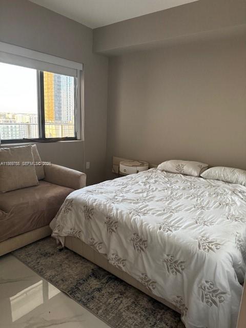 Building Photo - 700 NE 24th St