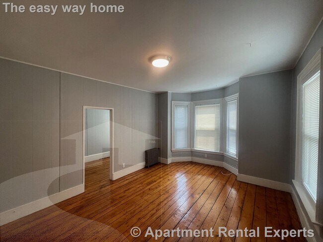 Building Photo - 57 Summer St